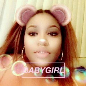 Meet your Posher, Daisha